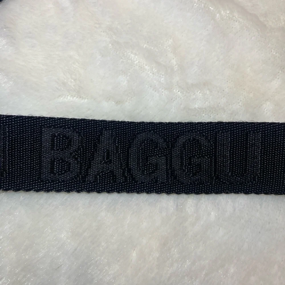BAGGU BAY LAUREL FANNY PACK - Picture 9 of 10